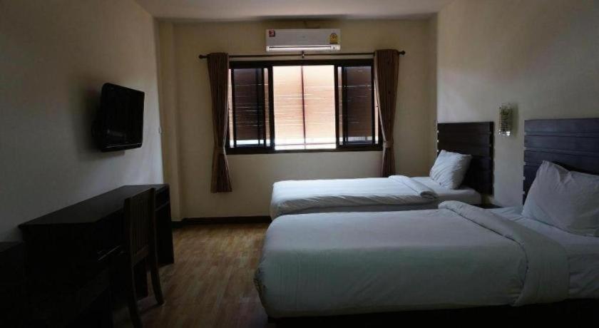 Ponburi Hotel Nan Dış mekan fotoğraf