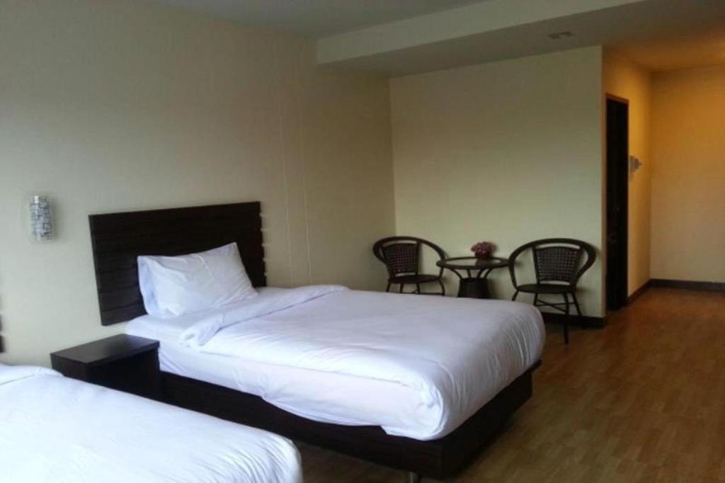 Ponburi Hotel Nan Dış mekan fotoğraf