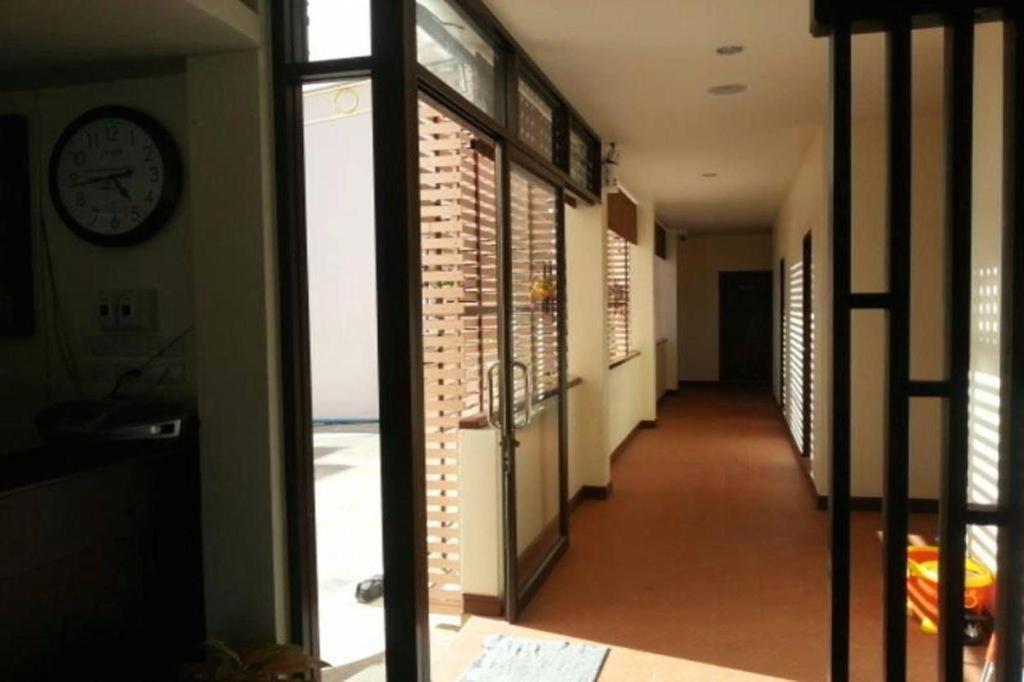 Ponburi Hotel Nan Dış mekan fotoğraf