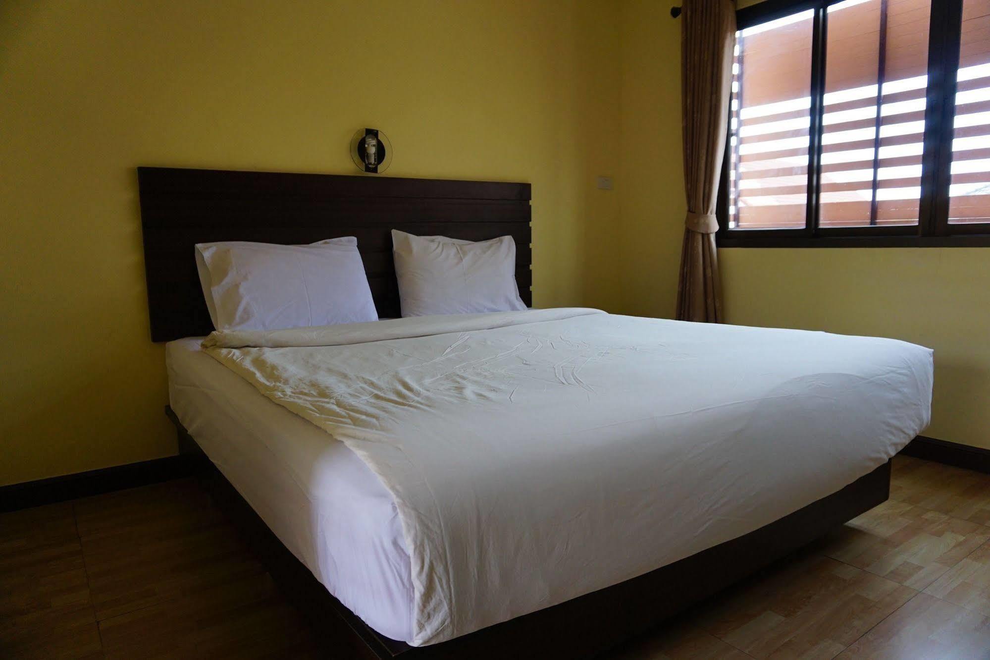 Ponburi Hotel Nan Dış mekan fotoğraf